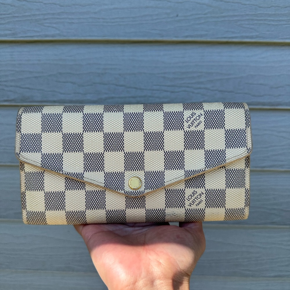 ✨LOUIS VUITTON SARAH WALLET✨